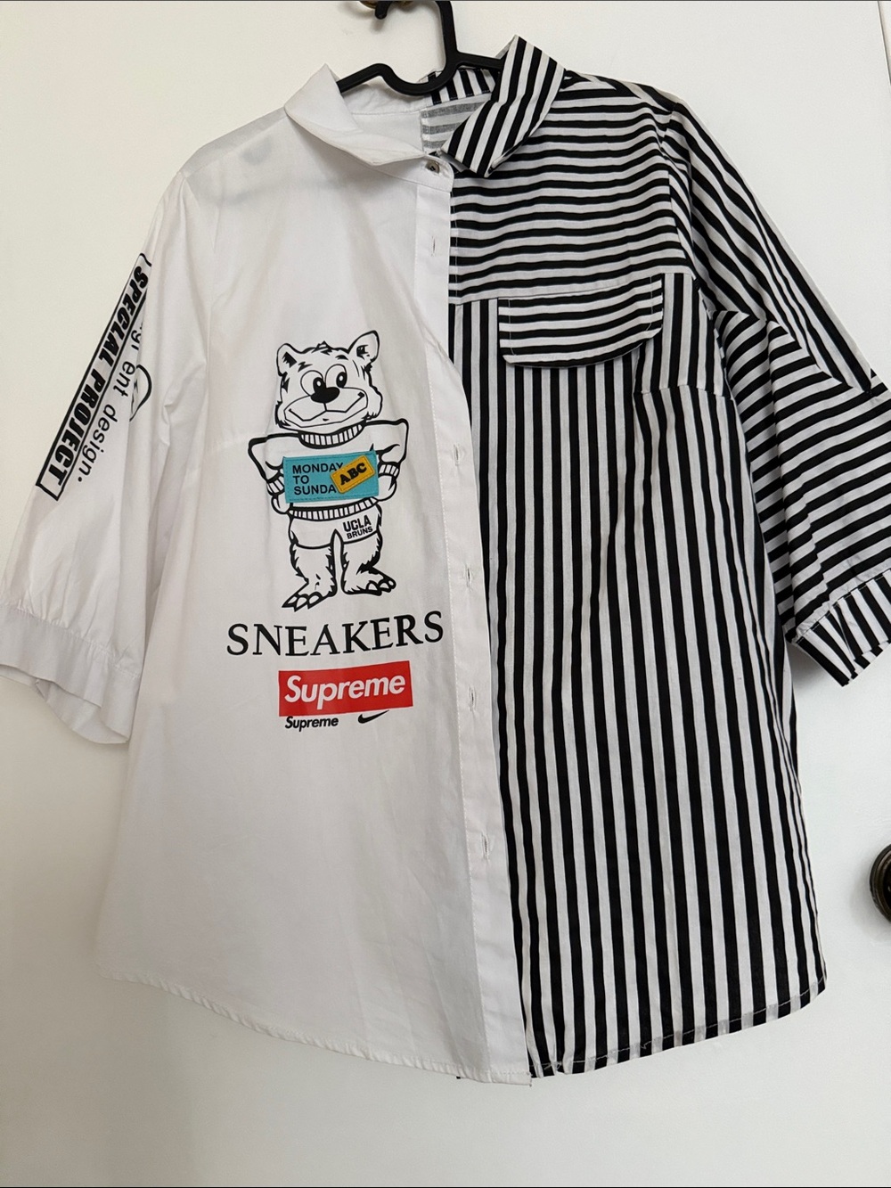 Supreme Black & White Half-Striped Graphic Button-Up Shirt with 3/4 Sleeves